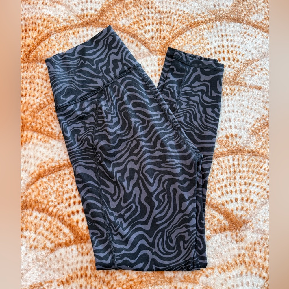 Fabletics BUNDLE Size Medium - image 9